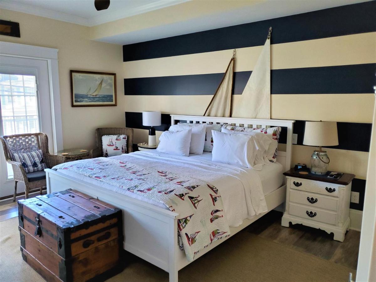 Anchor Inn Boutique Hotel Put-in-Bay Bagian luar foto