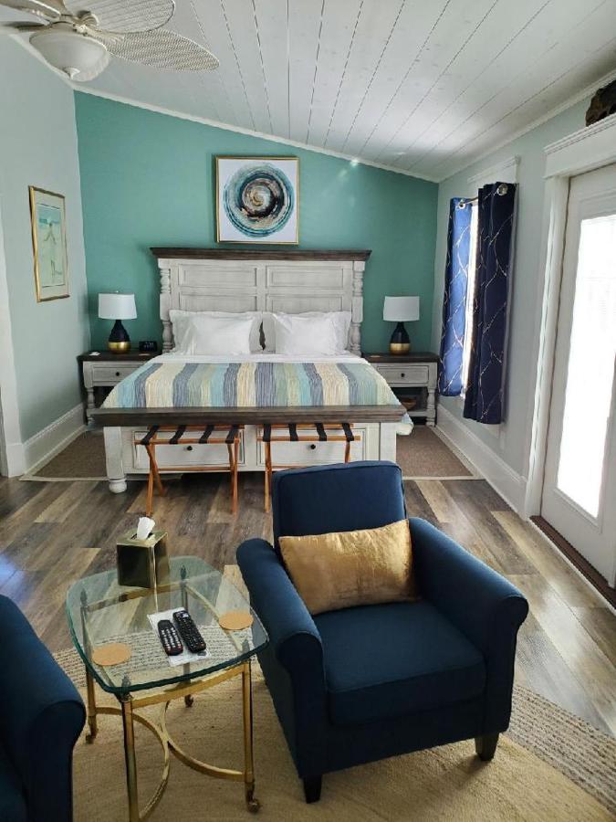 Anchor Inn Boutique Hotel Put-in-Bay Bagian luar foto