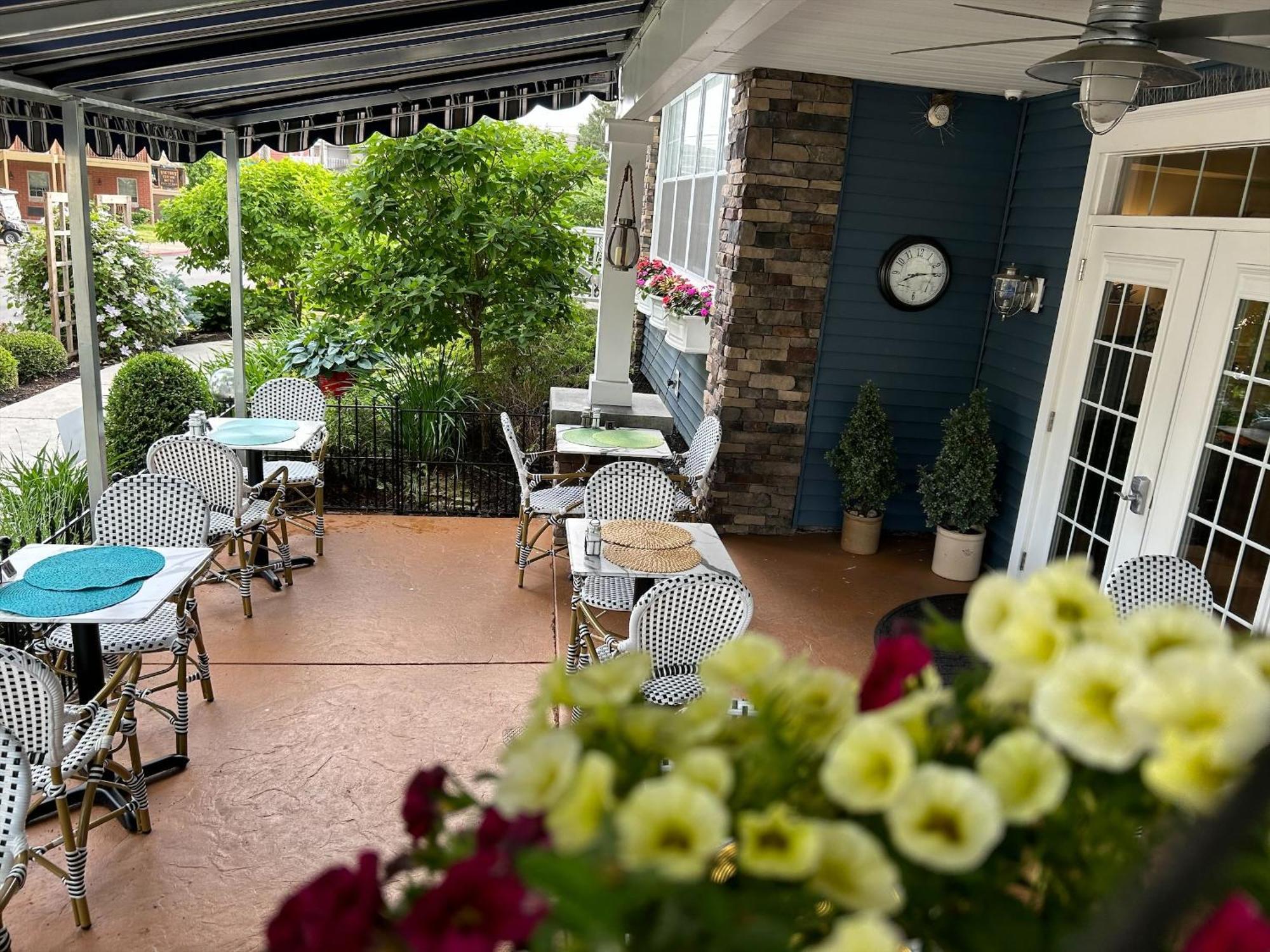 Anchor Inn Boutique Hotel Put-in-Bay Bagian luar foto