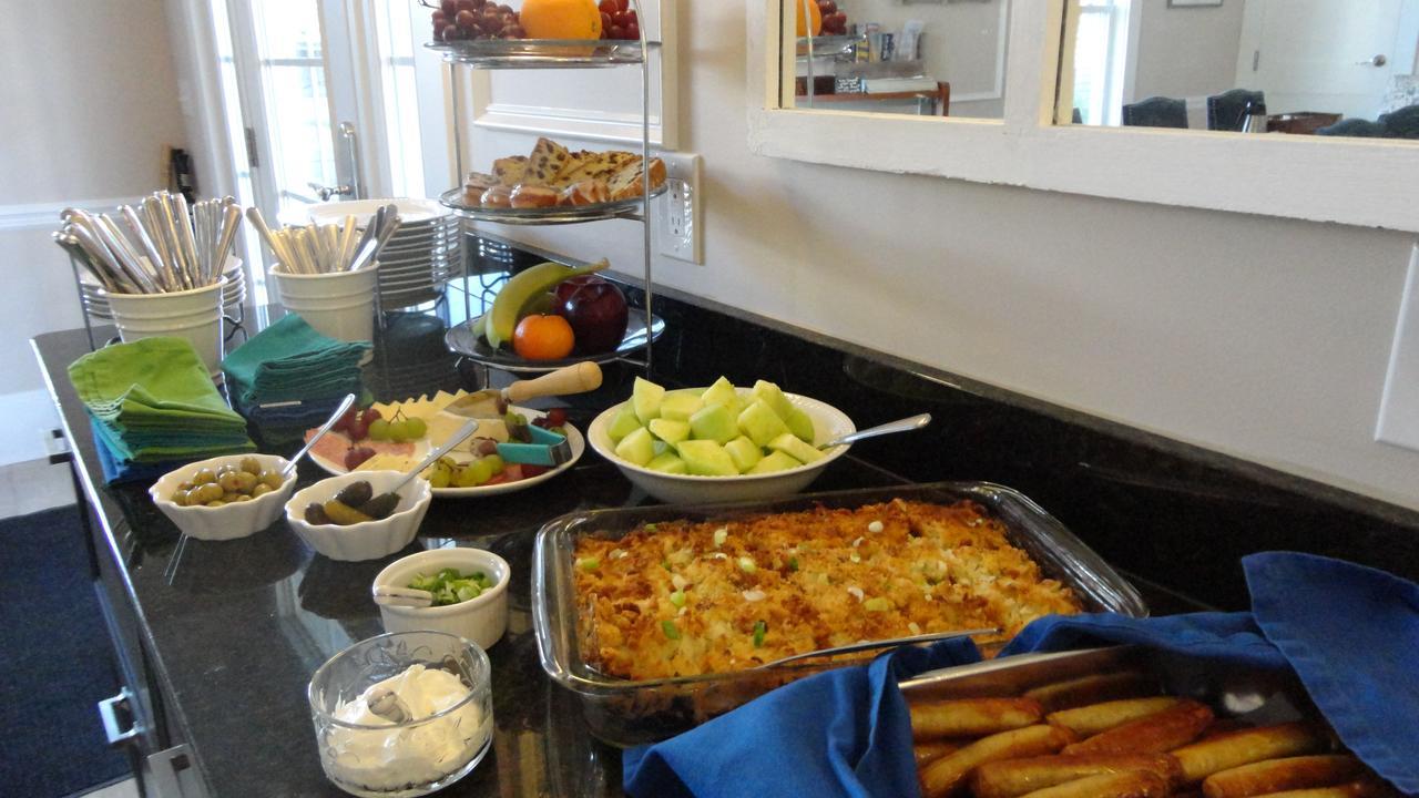 Anchor Inn Boutique Hotel Put-in-Bay Bagian luar foto